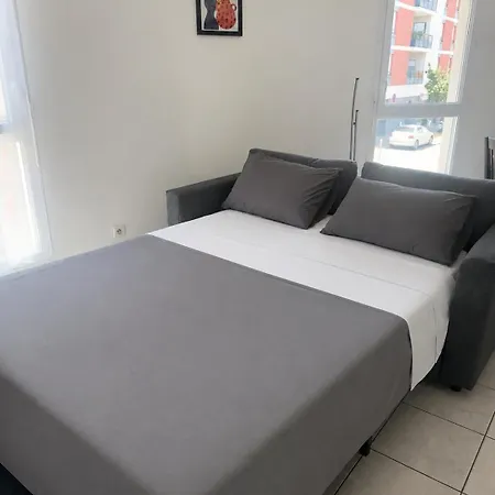 Piscine Et Parking Apartament *